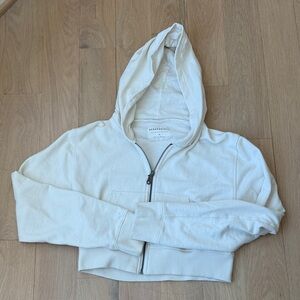Aeropostale cream Cropped Hoodie size m